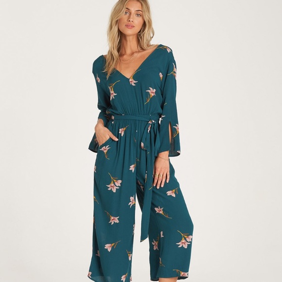 🌴🌼BILLABONG- TWIST BACK JUMPSUIT🌼🌴 - Picture 10 of 15